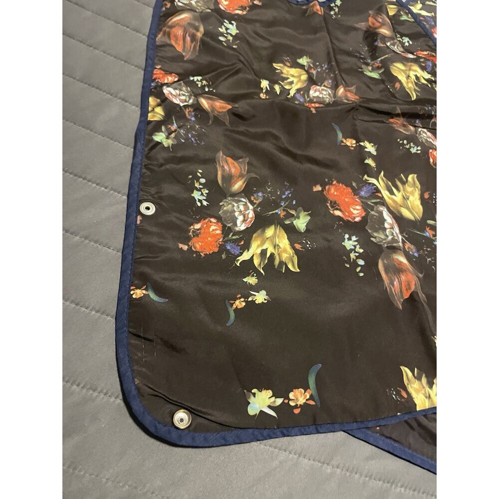 2 Self Aiding Adult Waterproof Bib Clothing Protectors Elderly Special Needs - Picture 4 of 12